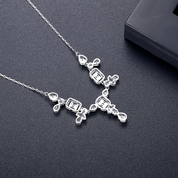 Swarovski Crystals The Lluvia Pave Necklace - Picture 5 of 6